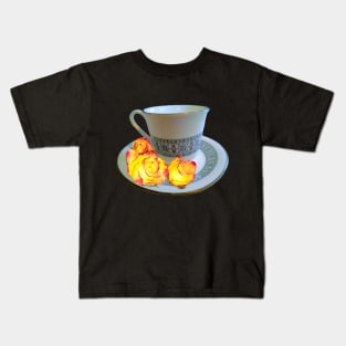 Fancy a cup of tea ? - saying with teacup, saucer and yellow roses with red tips Kids T-Shirt